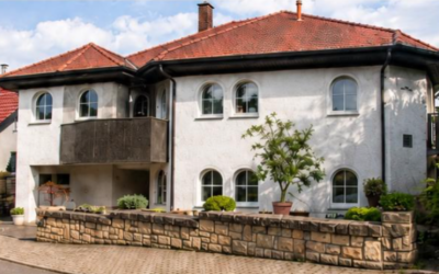 Freistehende Villa mit Einliegerwohnung in Perl