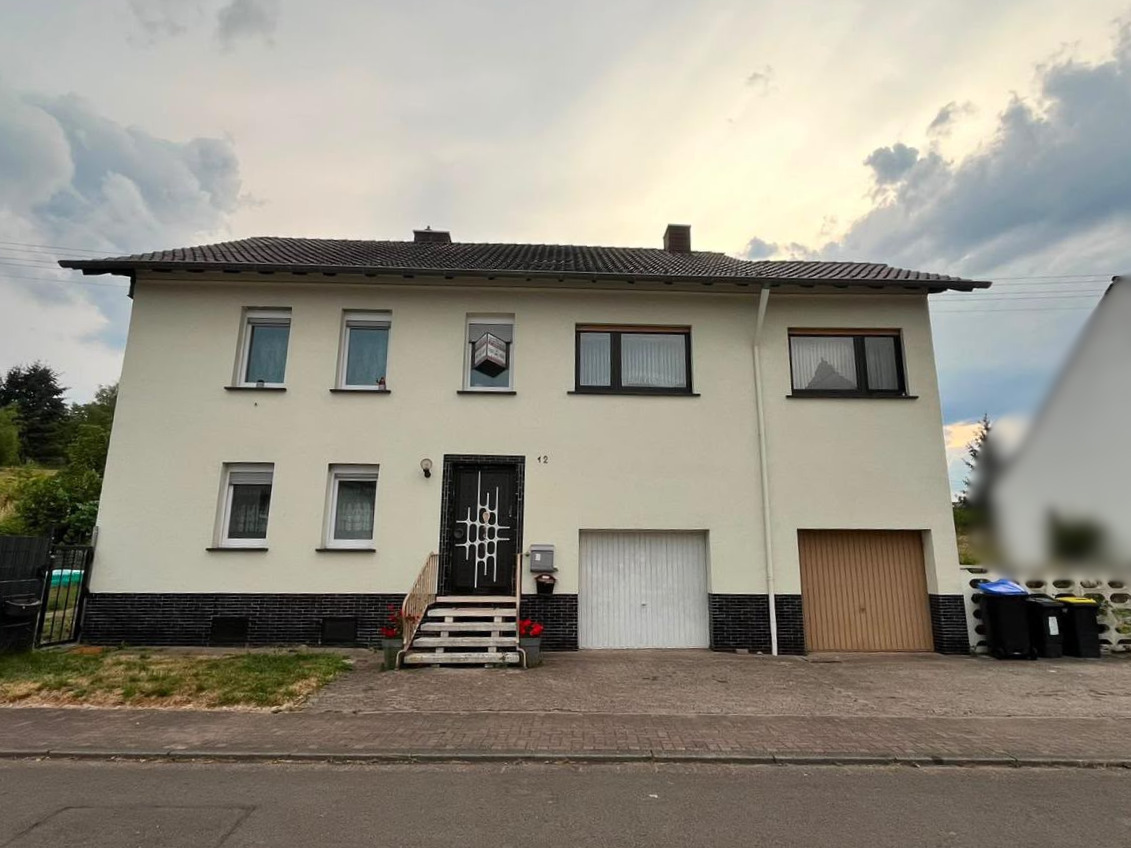 Hüttersdorf Front