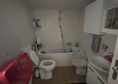 Hostenbach / Wadgassen Mehrfamilienhaus Badezimmer